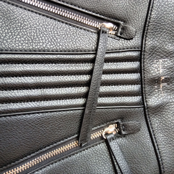 2 Purses - Picture 3 of 9